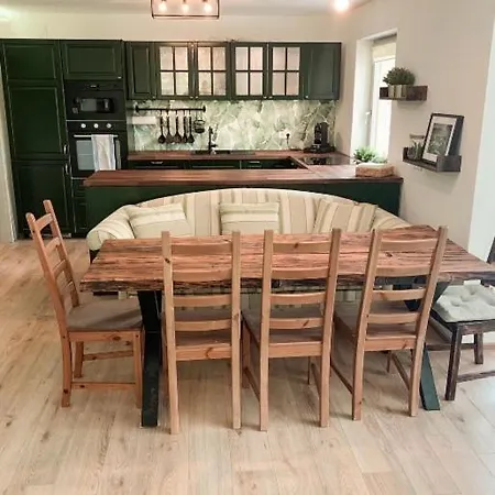 Giovanna Lägenhet Rosegg